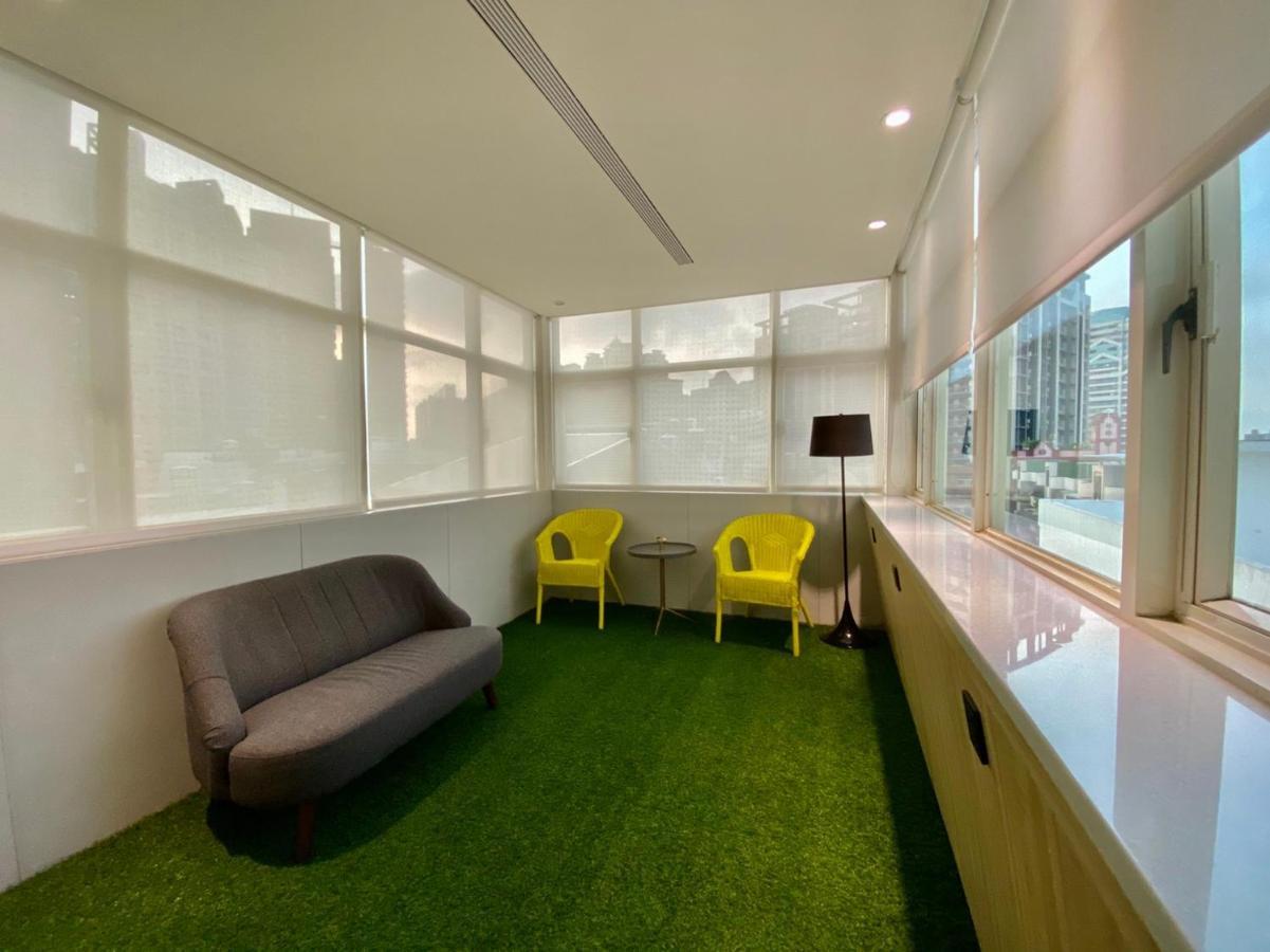 Hub Hotel Zhongli Таоуан Екстериор снимка