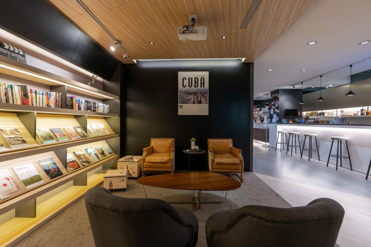 Hub Hotel Zhongli Таоуан Екстериор снимка