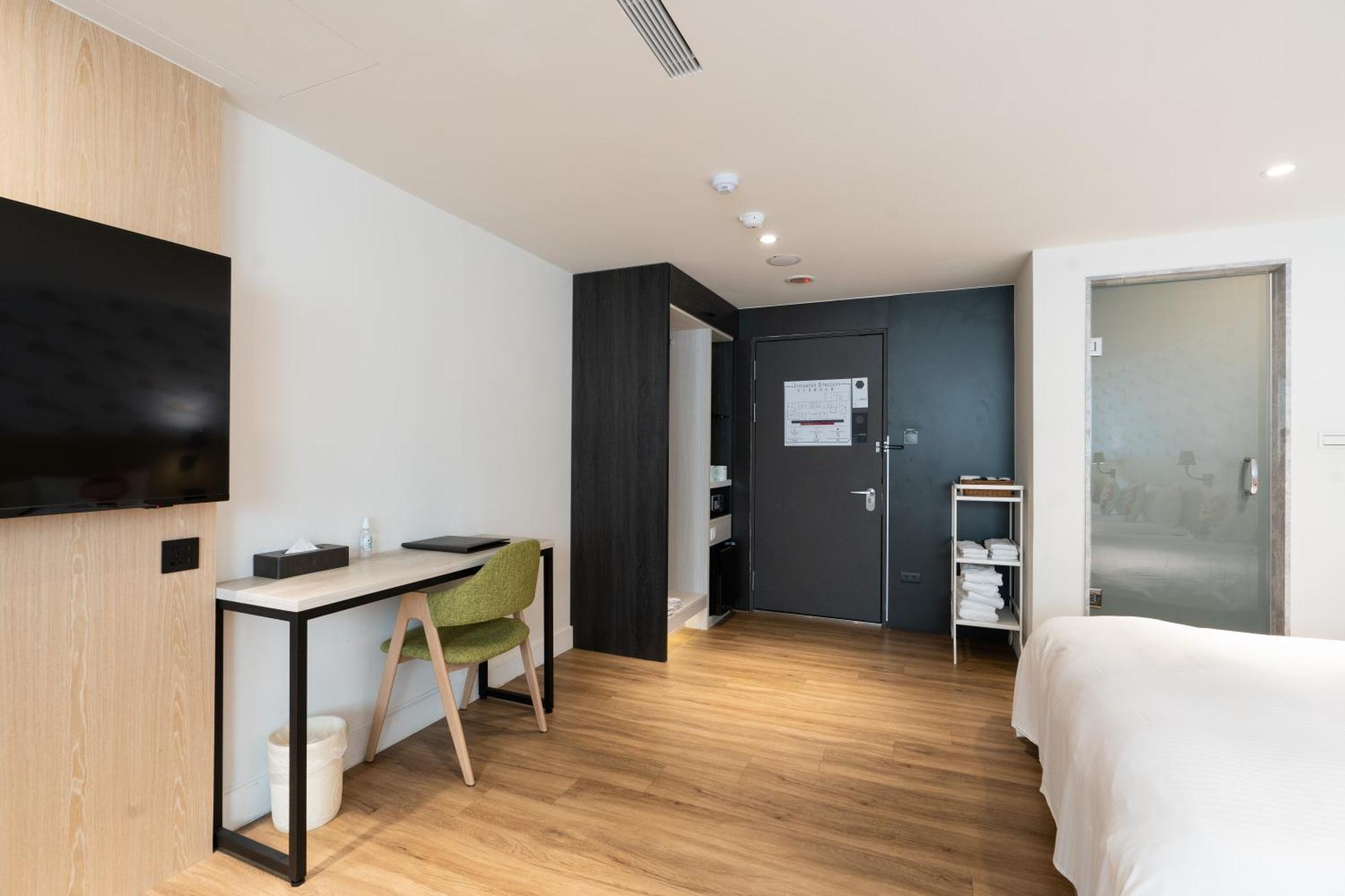 Hub Hotel Zhongli Таоуан Стая снимка