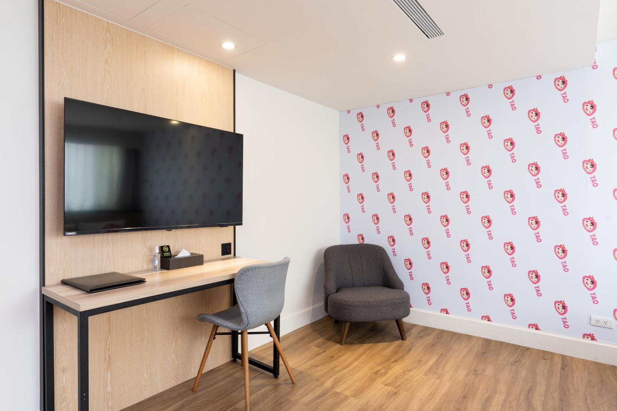 Hub Hotel Zhongli Таоуан Стая снимка