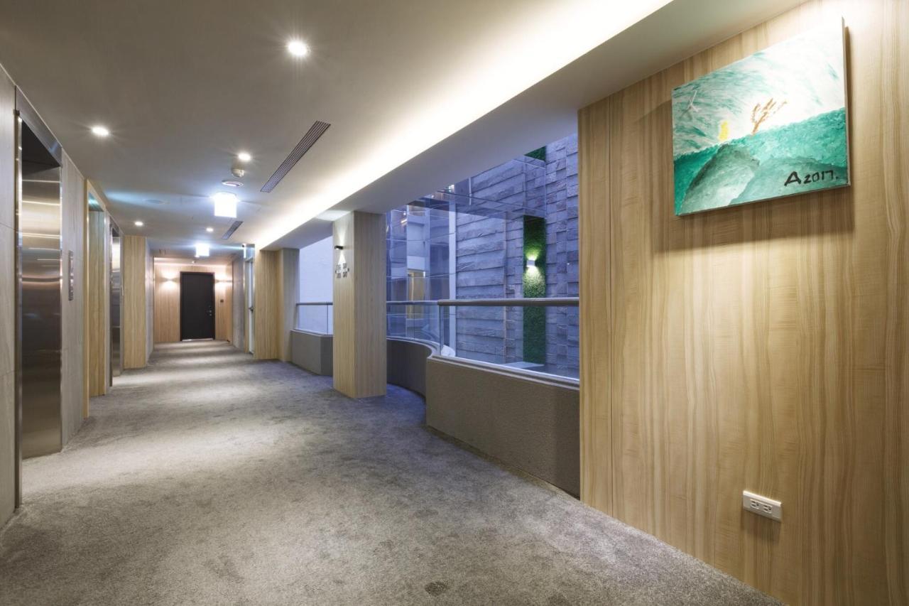 Hub Hotel Zhongli Таоуан Екстериор снимка
